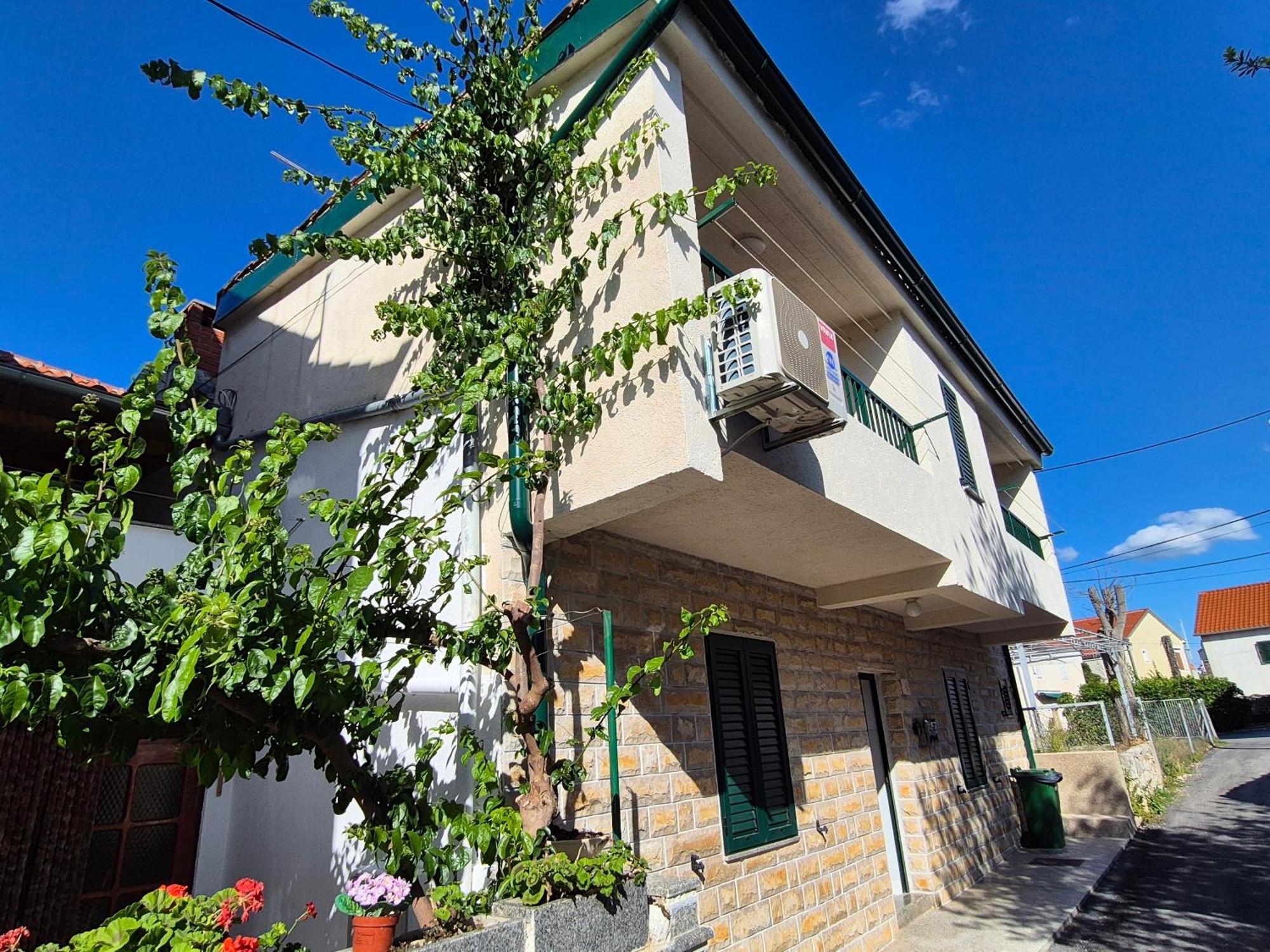 Holiday Home Marija Biograd Na Moru Esterno foto